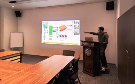 UNEC-də dəyirmi masa keçirilib - FOTO UNEC-də dəyirmi masa keçirilib - FOTO