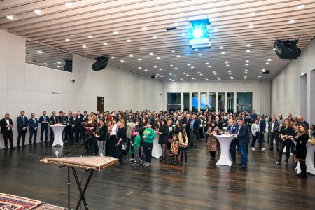 Berlindəki Azərbaycan Mədəniyyət Mərkəzində Həmrəylik Günü qeyd olunub - FOTO