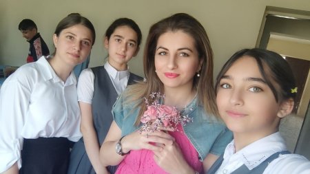 Peşəkar müəllim Səbinə Əsədova. Tanıyaq! Tanıdaq! 