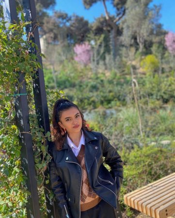 Gənclər daima özlərini inkişaf etdirməlidir- Asya xanımla önəmli müsahibə 