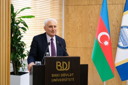 Gənclərlə “Reza Deqatinin gözündə Xocalı Soyqırımı” adlı görüş keçirilib