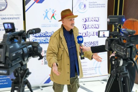 Gənclərlə “Reza Deqatinin gözündə Xocalı Soyqırımı” adlı görüş keçirilib