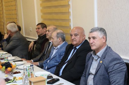 Qaraçuxur bələdiyyəsi tərəfindən iftar süfrəsi açılıb Qaraçuxur bələdiyyəsi tərəfindən iftar süfrəsi açılıb
