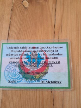 Goranboyda Hazırəhmədli kənd tam orta məktəbində hegemonluq edən direktor kimdir? Niyə müəllimi işlə təmin etmirlər? 